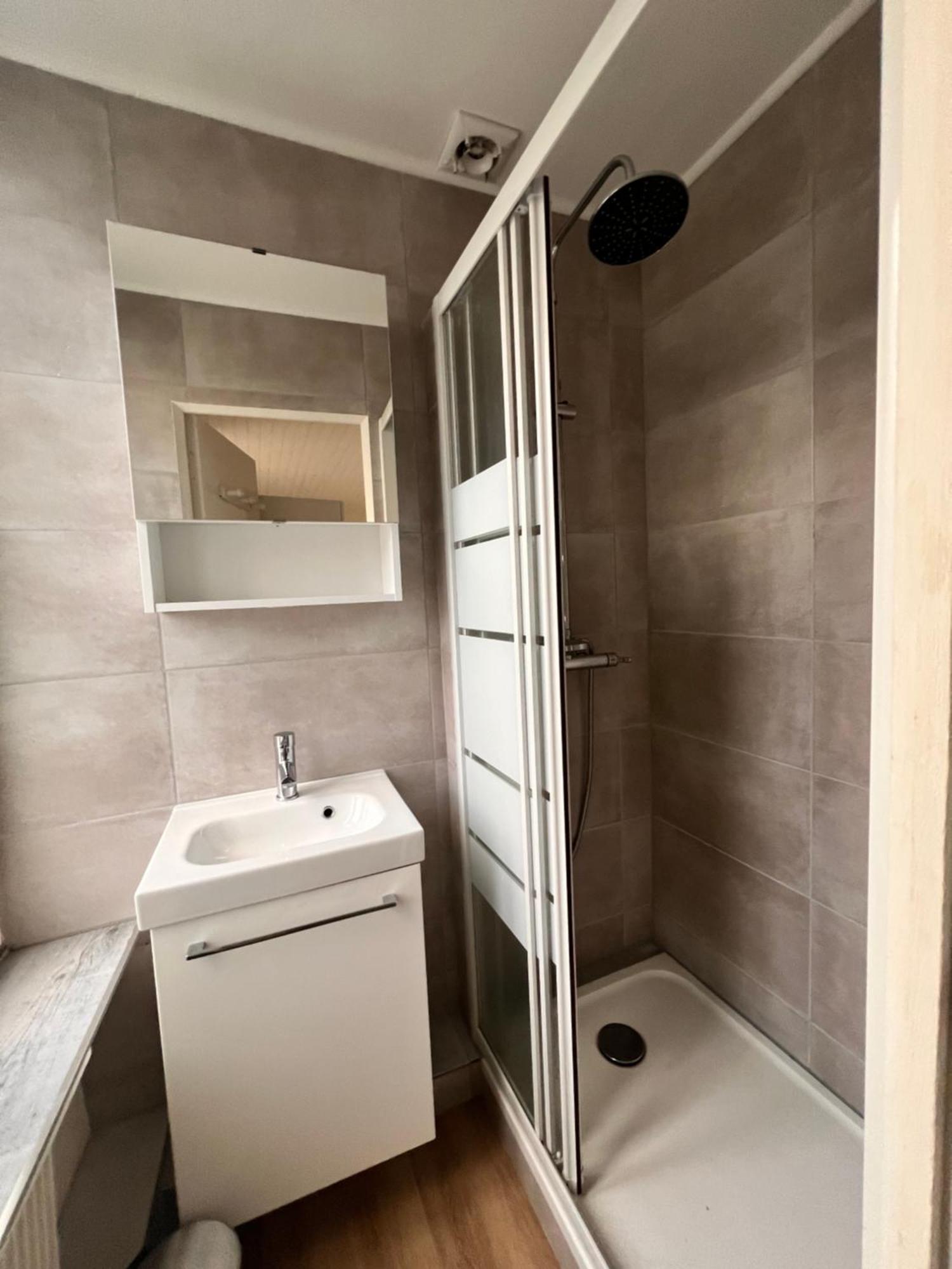 Appartement 4 Personnes, 1 Chambre, Terrasse, Wifi, Proche Du Centre La Bourboule Kültér fotó